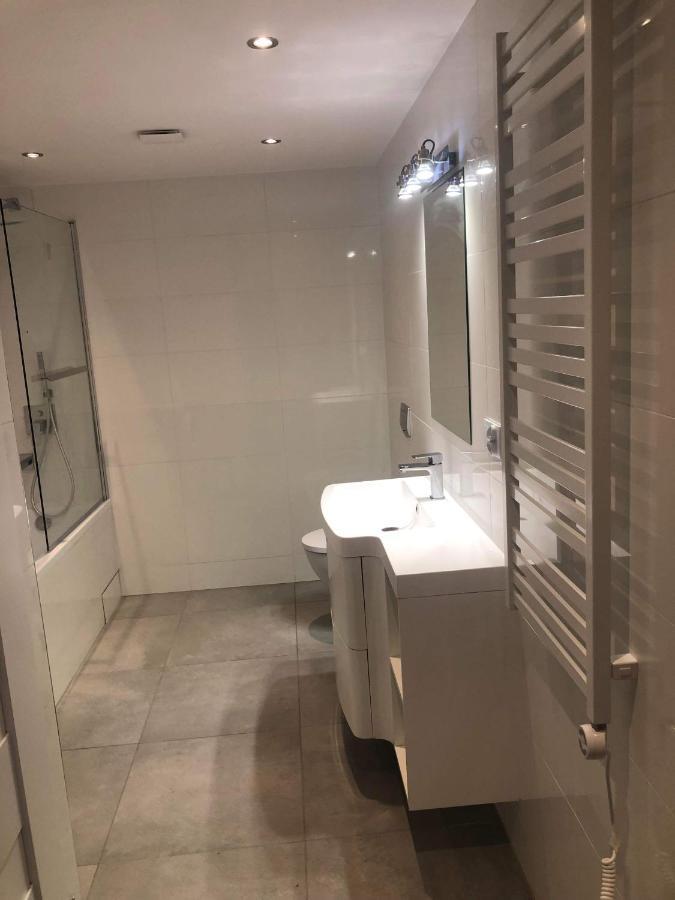 Holiday home Dom 4 Sezony Oslonin