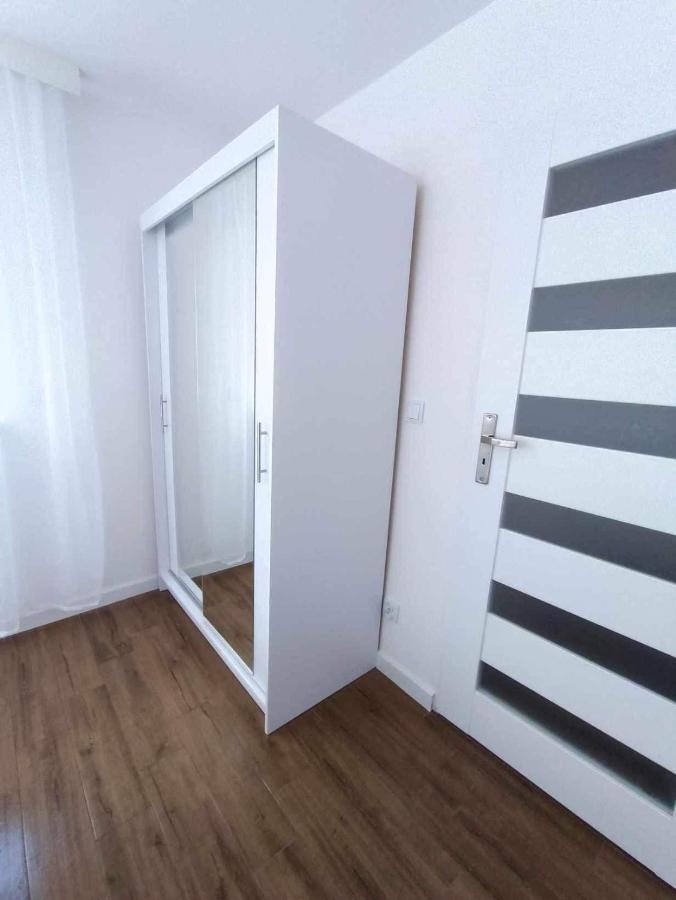 Holiday home Dom 4 Sezony *